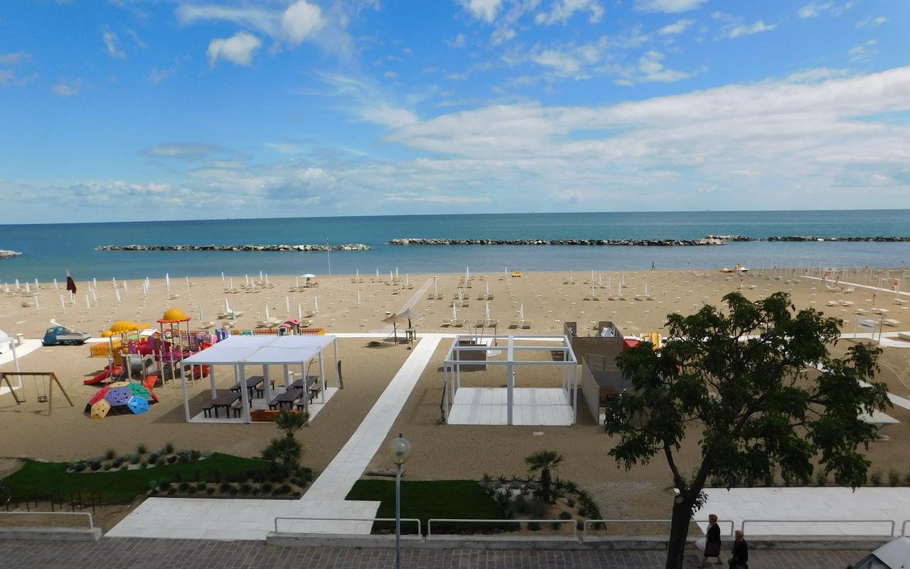 Gimmi Hotel Rimini Exterior photo