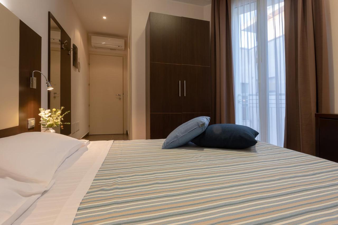 Gimmi Hotel Rimini Exterior photo