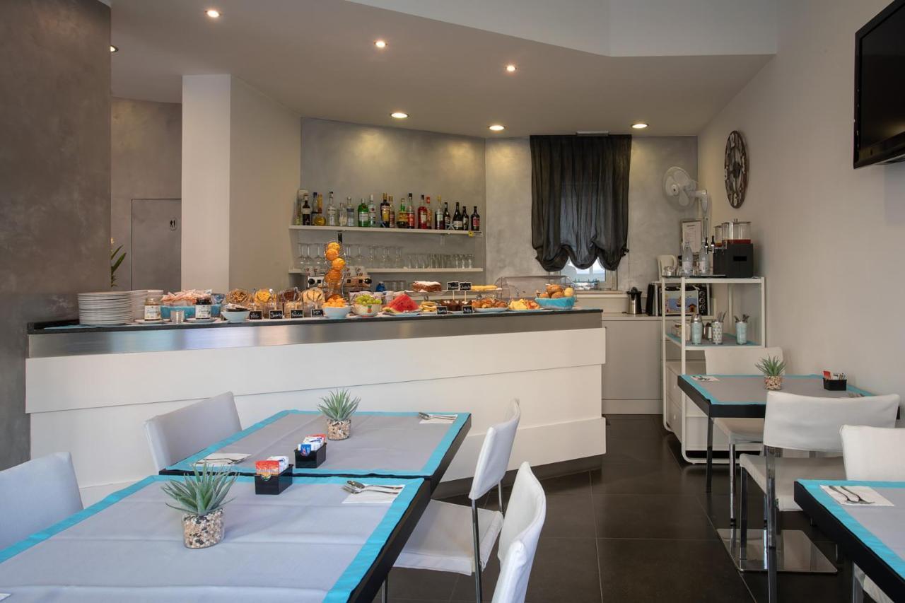 Gimmi Hotel Rimini Exterior photo